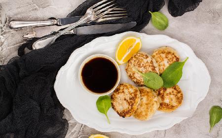 Fit burgery z indyka z cukinią: pomysł na zdrowy fast food