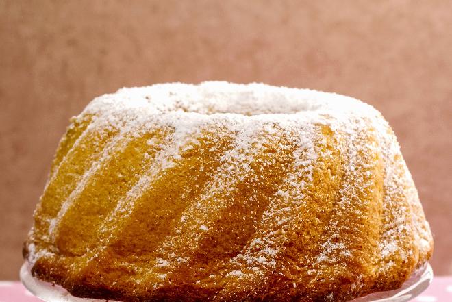 Wielkanocna babka piaskowa bezglutenowa - puszyste ciasto bez glutenu